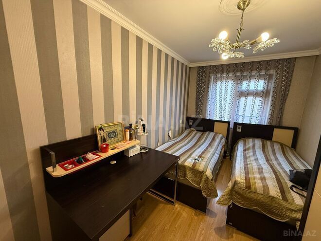 Satılır 4 otaqlı köhnə tikili 90 m², Xalqlar Dostluğu m., photo 11 from 15