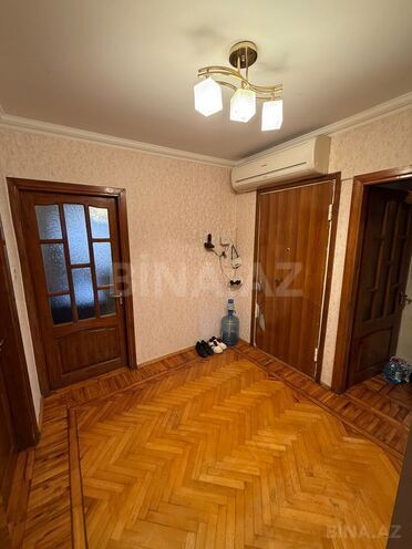 Satılır 4 otaqlı köhnə tikili 90 m², Xalqlar Dostluğu m., photo 13 from 15