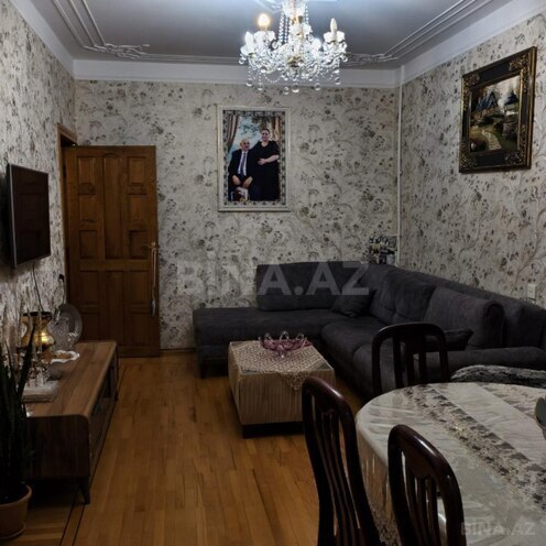 Satılır 3 otaqlı köhnə tikili 90 m², Binəqədi r., photo 1 from 13
