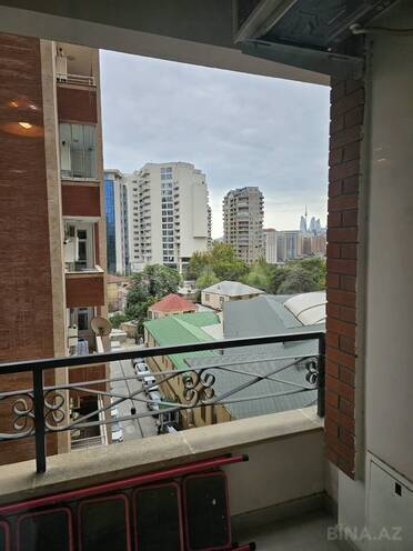 Продаётся 3-комн. новостройка 127 м², Насиминский  р., photo 1 from 15