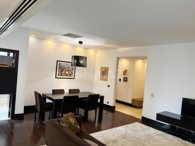İcarəyə verilir 4 otaqlı yeni tikili 208 m², Nizami m., photo 1 from 25