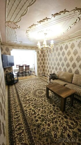 İcarəyə verilir 3 otaqlı köhnə tikili 72 m², Neftçilər m., photo 1 from 16