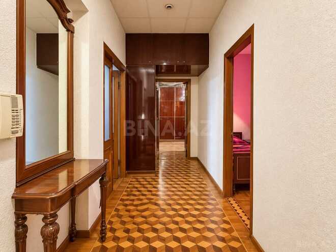 Продается 4-комн. вторичка 100 м², м. 28 мая, photo 3 from 32