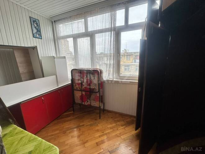 Продается 3-комн. вторичка 50 м², м. Элмляр Академиясы, photo 11 from 14