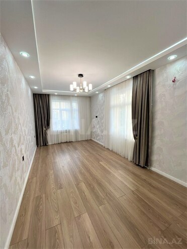 Продается 2-комн. вторичка 60 м², м. Ази Асланов, photo 1 from 20