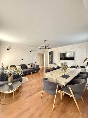Satılır 3 otaqlı yeni tikili 136 m², Xalqlar Dostluğu m., photo 6 from 15