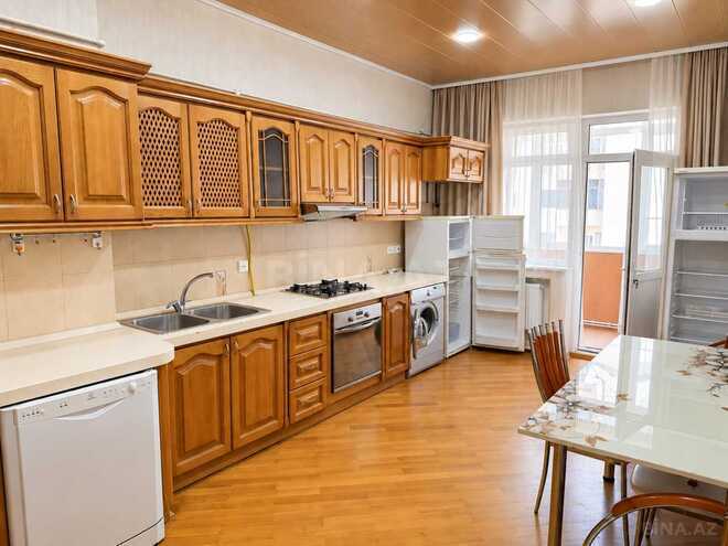Сдается 3-комн. новостройка 170 м², м. Нариман Нариманов, photo 10 from 15