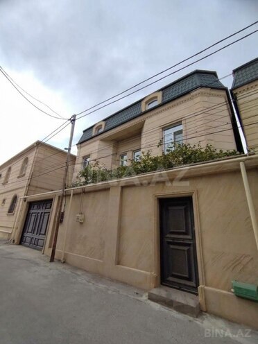 Satılır 8 otaqlı həyət evi/bağ evi 480 m², 9-cu mikrorayon q., photo 1 from 32