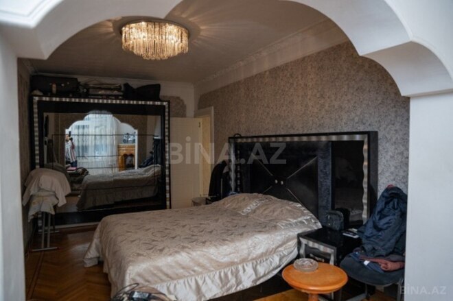 Satılır 5 otaqlı köhnə tikili 125 m², Azadlıq Prospekti m., photo 9 from 20
