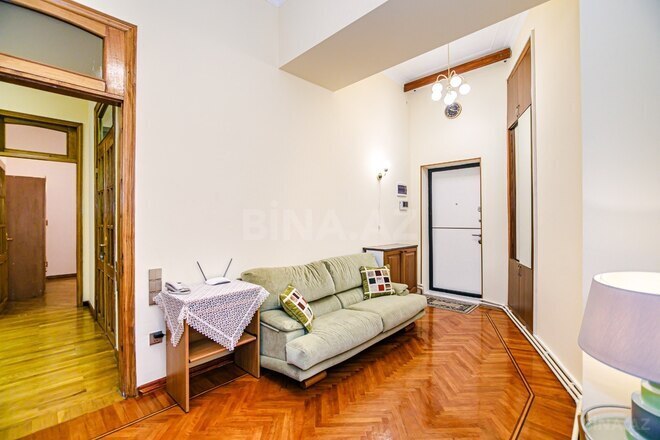 Satılır 4 otaqlı köhnə tikili 130.5 m², Sahil m., photo 5 from 32