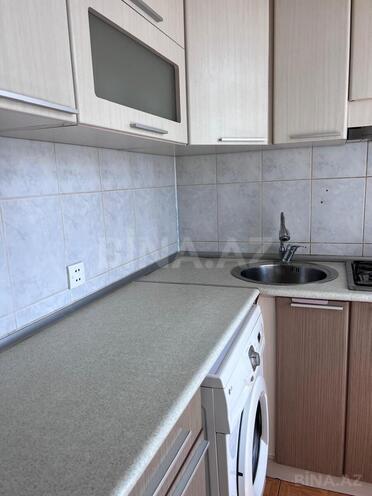 Satılır 3 otaqlı köhnə tikili 75 m², İnşaatçılar m., photo 17 from 19