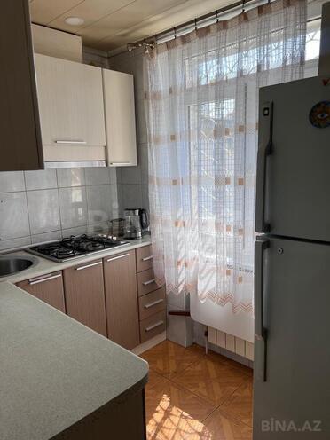 Satılır 3 otaqlı köhnə tikili 75 m², İnşaatçılar m., photo 15 from 19