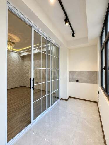 Продается 2-комн. новостройка 56 м², м. Нефтчиляр, photo 5 from 9