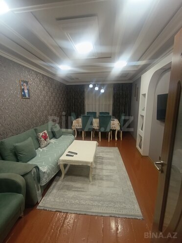 Satılır 5 otaqlı köhnə tikili 110 m², Hövsan q., photo 1 from 14