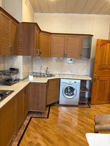 İcarəyə verilir 3 otaqlı yeni tikili 138 m², 8 Noyabr m., photo 7 from 11