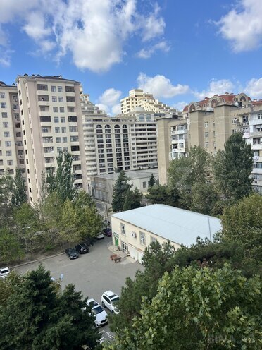 Satılır 3 otaqlı köhnə tikili 83 m², Bakıxanov q., photo 7 from 16
