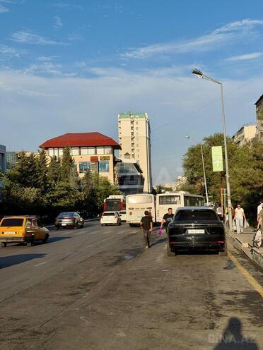 İcarəyə verilir 2 otaqlı köhnə tikili 72 m², Azadlıq Prospekti m., photo 23 from 24