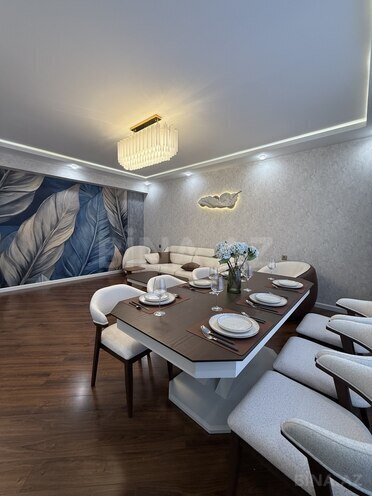 Продается 2-комн. новостройка 86 м², м. Ази Асланов, photo 1 from 17