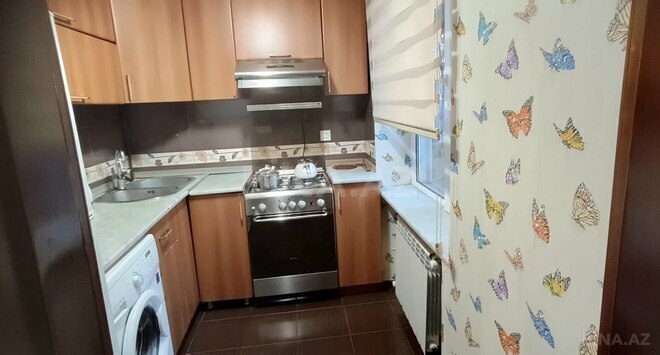 Продаётся 2-комн. вторичка 45 м², м. Элмляр Академиясы, photo 5 from 9