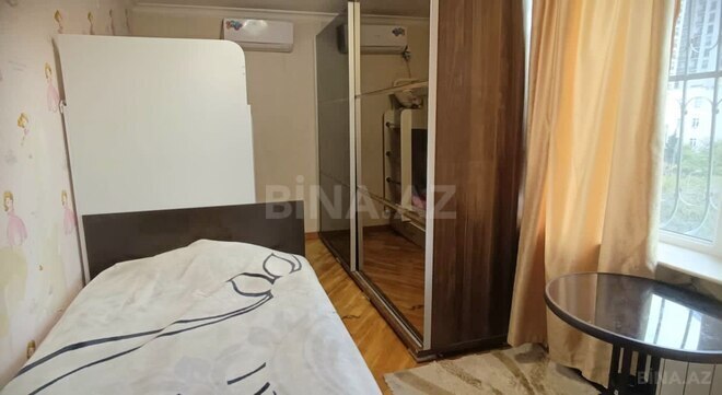 Продаётся 2-комн. вторичка 45 м², м. Элмляр Академиясы, photo 7 from 9