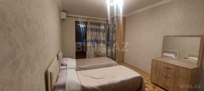 Satılır 3 otaqlı köhnə tikili 80 m², Sahil m., photo 9 from 17