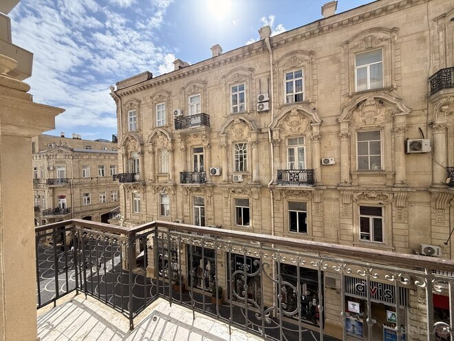 Satılır 4 otaqlı köhnə tikili 135 m², Sahil m., photo 5 from 13