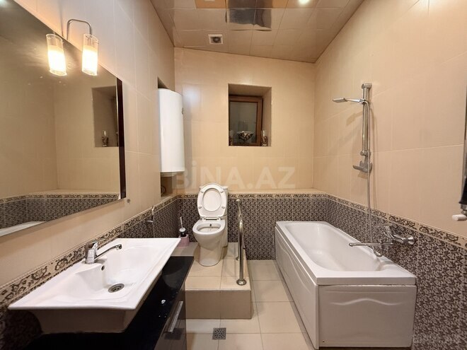Satılır 5 otaqlı köhnə tikili 250 m², Sahil m., photo 10 from 15