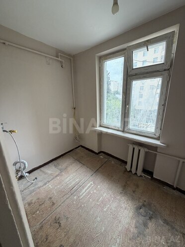 Satılır 1 otaqlı köhnə tikili 33 m², İnşaatçılar m., photo 8 from 11