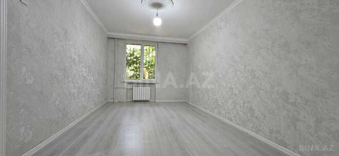 Продается 2-комн. вторичка 50 м², м. Нефтчиляр, photo 3 from 11