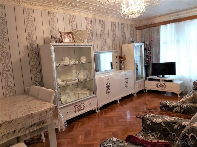 Satılır 3 otaqlı köhnə tikili 80 m², Əhmədli m., photo 1 from 12