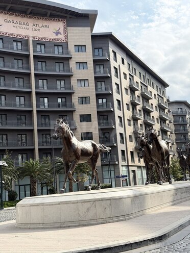 Сдается 3-комн. новостройка 130 м², пос. Аг шехер, photo 1 from 32