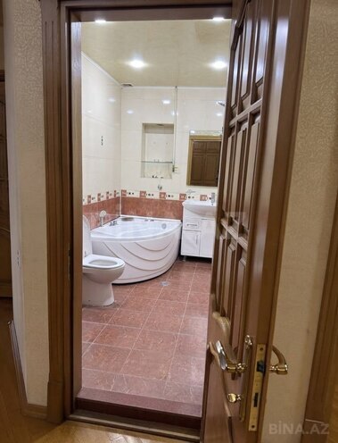 İcarəyə verilir 3 otaqlı köhnə tikili 165 m², Gənclik m., photo 13 from 16