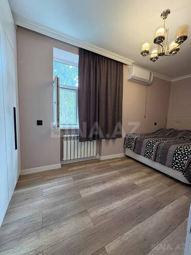 Продается 3-комн. вторичка 60 м², м. Нефтчиляр, photo 10 from 22