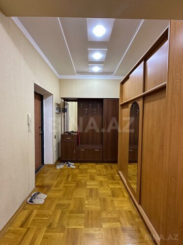 Продается 2-комн. новостройка 85 м², м. Ази Асланов, photo 14 from 17