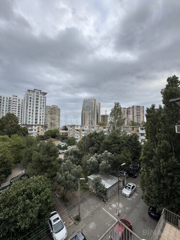 Продаётся 3-комн. вторичка 85 м², м. Элмляр Академиясы, photo 11 from 20
