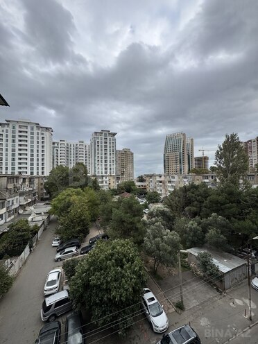 Продаётся 3-комн. вторичка 85 м², м. Элмляр Академиясы, photo 1 from 20
