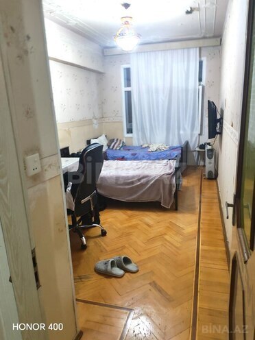 Satılır 3 otaqlı köhnə tikili 70 m², Nəsimi r., photo 1 from 15