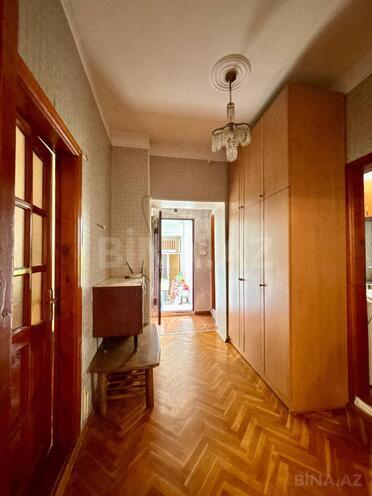İcarəyə verilir 3 otaqlı köhnə tikili 80.7 m², 28 May m., photo 5 from 28