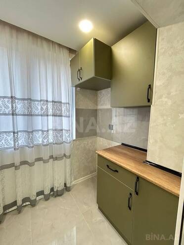 Продается 2-комн. вторичка 42 м², м. Кара Караев, photo 8 from 15