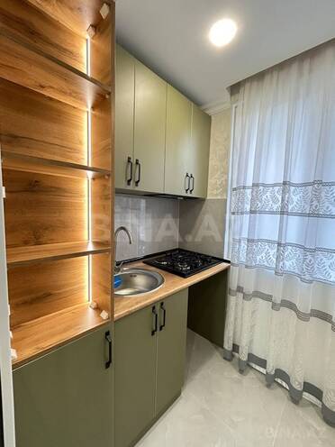 Продается 2-комн. вторичка 42 м², м. Кара Караев, photo 9 from 15