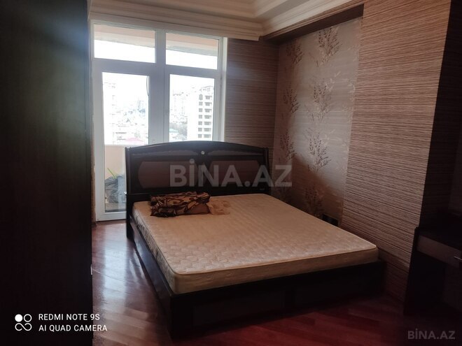 Продается 3-комн. новостройка 130 м², м. Низами, photo 7 from 11