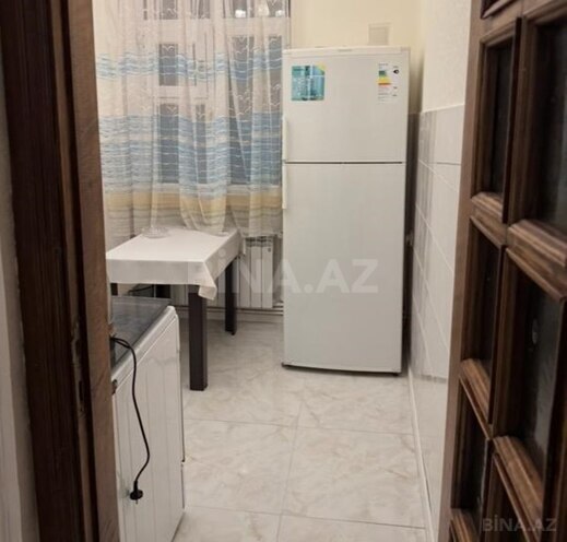 Satılır 2 otaqlı köhnə tikili 80 m², Nizami m., photo 6 from 17