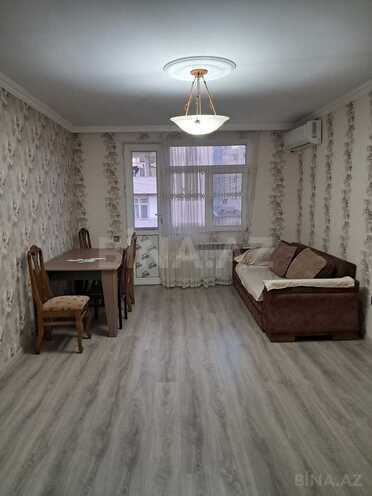 Satılır 3 otaqlı köhnə tikili 68 m², İnşaatçılar m., photo 1 from 15