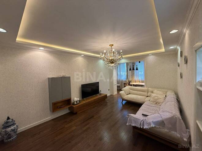 Продается 3-комн. вторичка 90 м², м. Гянджлик, photo 3 from 19