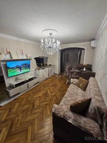Продается 3-комн. вторичка 68 м², м. Нариман Нариманов, photo 1 from 17