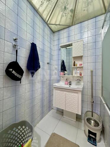 İcarəyə verilir 2 otaqlı köhnə tikili 70 m², 28 May m., photo 17 from 21