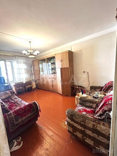 Продается 2-комн. вторичка 65 м², м. Гянджлик, photo 1 from 12