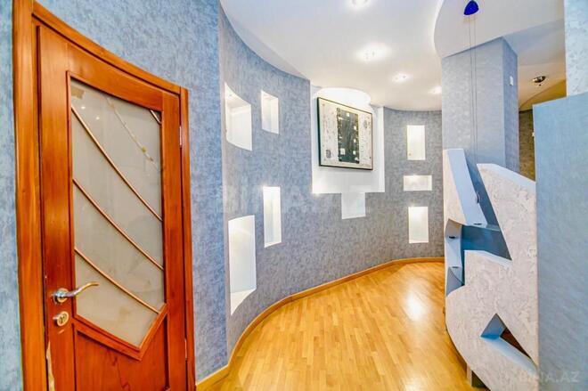İcarəyə verilir 3 otaqlı yeni tikili 188.4 m², 28 May m., photo 23 from 28