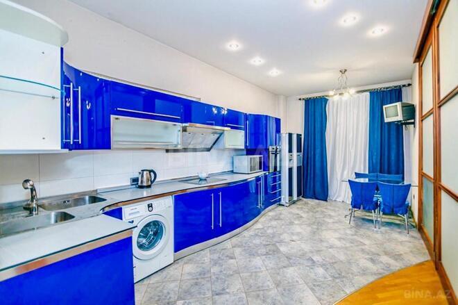 İcarəyə verilir 3 otaqlı yeni tikili 188.4 m², 28 May m., photo 20 from 28