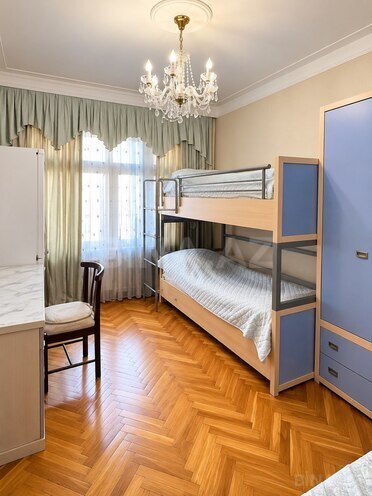 Продается 4-комн. вторичка 110 м², м. Азадлыг проспекти, photo 6 from 17